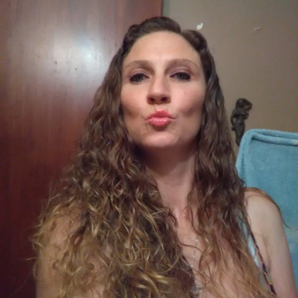 Meet your Posher, Tosha